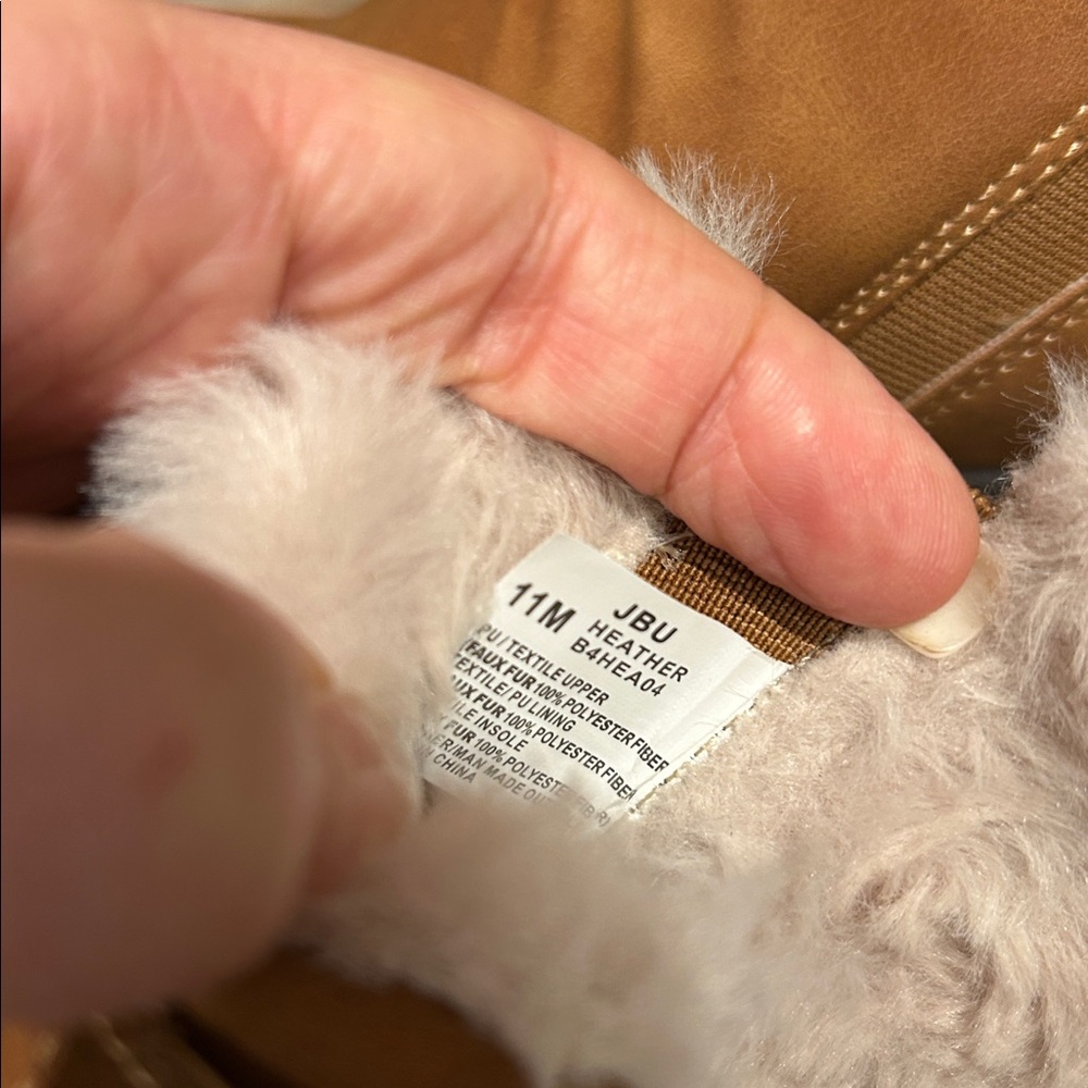 New JBU Heather Women’s 11 Slip On Tan Shoe Booties w/soft Faux Fur Lining - Picture 8 of 11